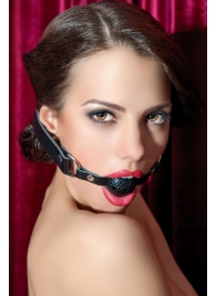 Чёрный пластиковый кляп-шар на кожаных ремешках - ToyFa - купить с доставкой в Коломне