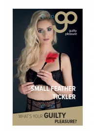 Пластиковая метелочка с красными пёрышками Small Feather Tickler - 32 см. - Blush Novelties - купить с доставкой в Коломне