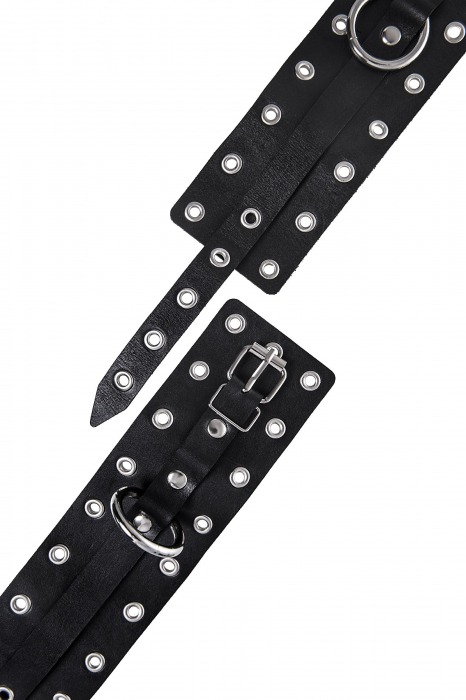 Черные кожаные однослойные оковы с люверсами - Pecado - купить с доставкой в Коломне