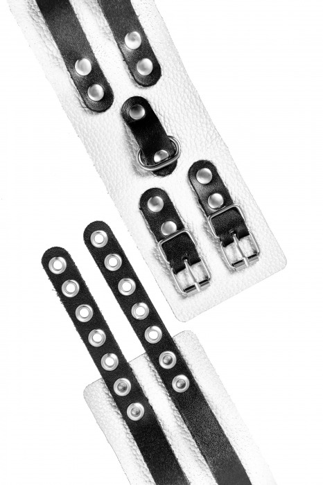 Бело-черные оковы с двумя ремешками и люверсами - Pecado - купить с доставкой в Коломне