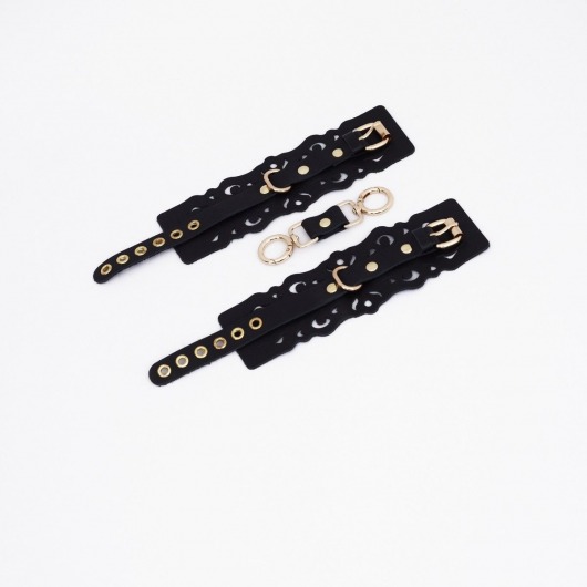 Черные кожаные наручники с узорами и золотистой фурнитурой - Crazy Handmade - купить с доставкой в Коломне